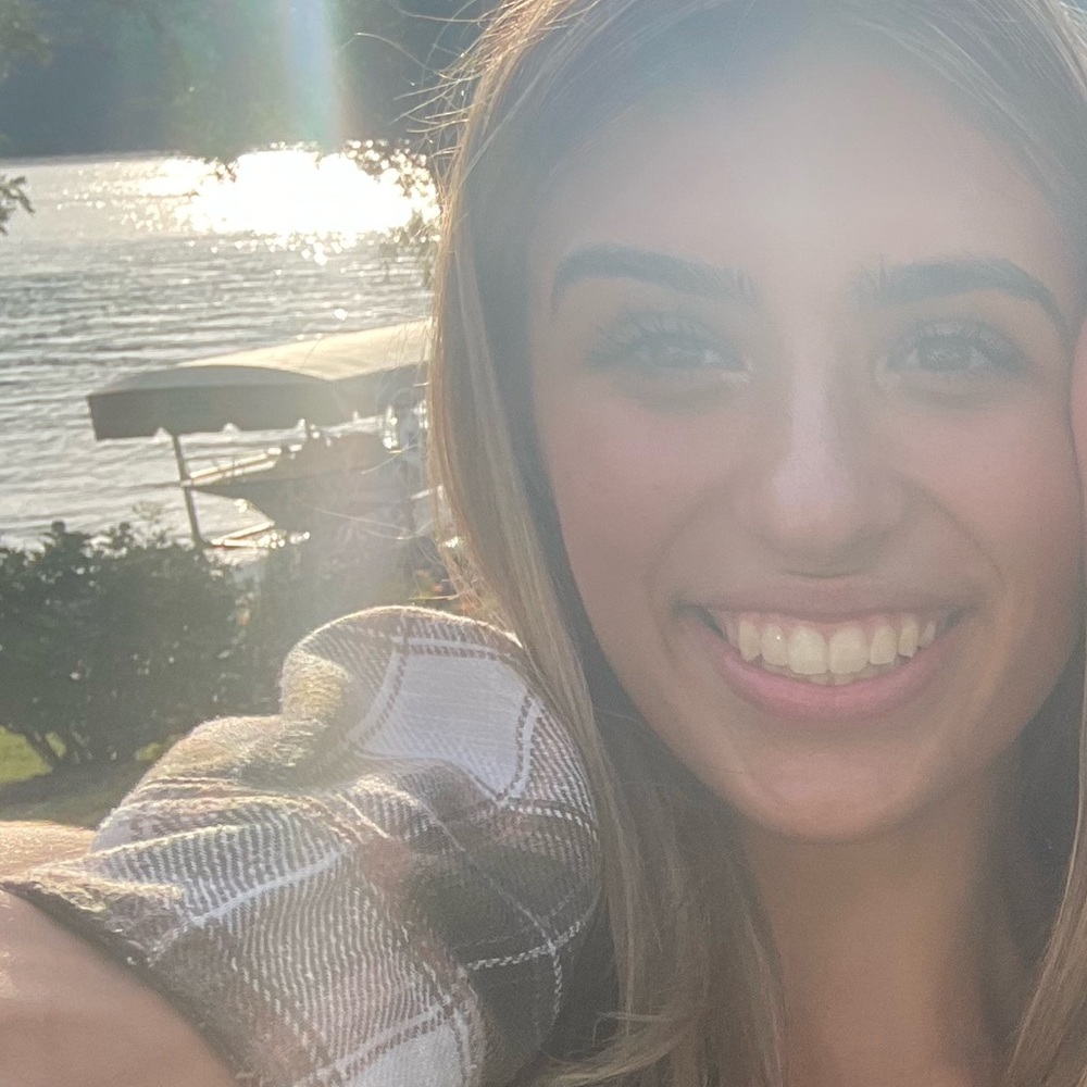 Meet your Posher, Sophia